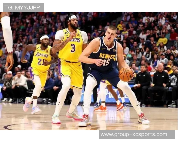 杰伦布朗表现低迷14投6中仅得12分5助攻失误5次正负值惨淡并列最低